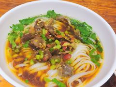 酸辣鸡杂粉-肆姐面粉馆(坡子街店)