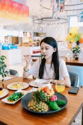 -玥奢国际母婴护理中心(滨江宝龙店)
