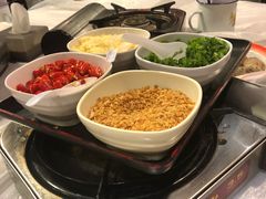 -鲜入围煮花胶鸡海鲜火锅