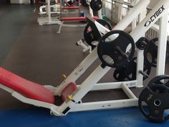 -美格菲健身(外滩店)