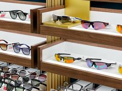 -LensCrafters亮视点(东方新天地店)