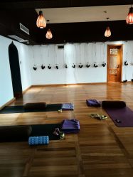 -悦尚生活空间•瑜伽普拉提•悦心芳香疗愈SPA