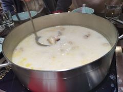 -捞王锅物料理(上海世茂广场店)