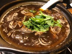 牛腩粉丝砂锅-南京大牌档(香港广场店)