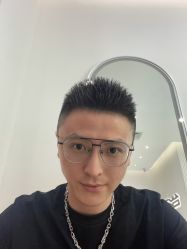 -侨治发型