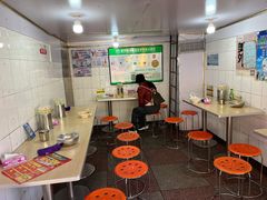 -洪记凉米线(新兴路店)