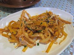 凉拌芭蕉花-蜗牛小馆醉乡民谣云南菜(惠新西里店)