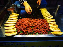 -正宁路小吃夜市