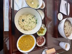 -百年老字号·观振兴蟹黄面·三虾面·苏式面(观前街富仁坊巷店)