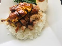 烧肉油鸡双拼饭-太兴烧味餐厅(香港机场店)