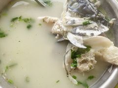 -雪湖煜辰鱼头老店(雪野湖店)