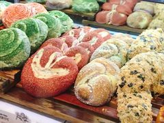 -黑草莓(重庆路店)