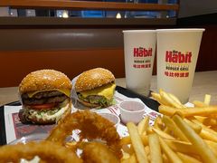 -The Habit Burger Grill 哈比特汉堡(复兴soho店)