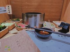 -独食火锅·半米屋台(直营总店)