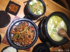 -九锅一堂酸菜鱼(万达广场店)