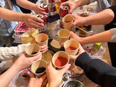 -小草屋轰趴馆别墅派对新场团建家庭聚会