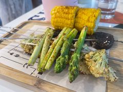 -中茵皇冠假日酒店·棕榈岛湖畔餐厅