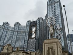 -影汇之星8字形摩天轮