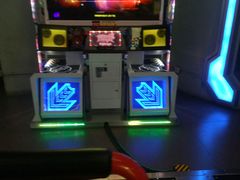-明日世界电玩城(之心城店)