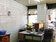 大堂-黄阿姨锅贴大王(万航渡路店)