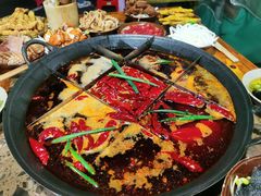 -正南齊北重庆老火锅(光华村直营店)