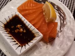 -广州万富希尔顿酒店·感趣自助餐厅·金秋蟹宴生蚝海鲜刺身