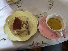 -Rabbit Cafe私房西餐甜点咖啡(栖霞路店)