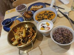 -轻蔬不用等·素食(江苏路店)