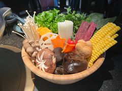 -湊湊火锅·茶憩(新中关购物中心店)