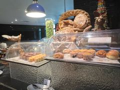 -BLU 全日制餐厅(上海安曼纳卓悦酒店)