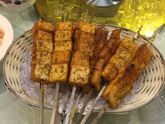 -巴依兄弟西域美食(机场店)