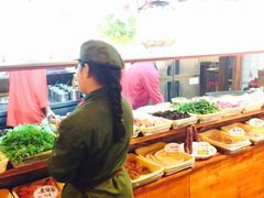 自助取餐区-红色根据地文化主题酒店(太湖街店)