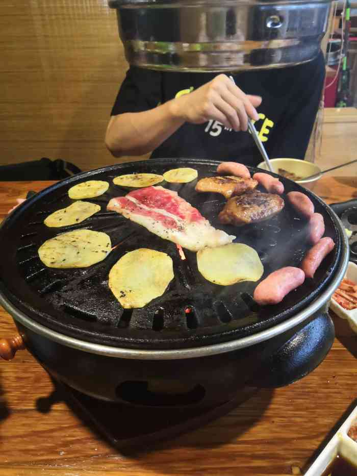 圣皓家韩式烤肉(海上海店"这是我这么多年以来吃过数一数二难吃的