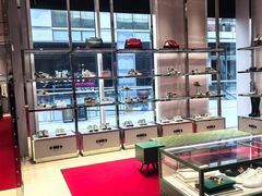 -Gucci(首创奥特莱斯店)