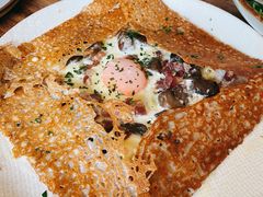 鸡蛋蘑菇熏肉荞麦可丽饼-RAC BAR(安福路店)