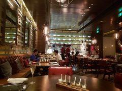 大堂-恰餐厅及酒吧 CHAR Bar & Grill (北京丽都皇冠假日店)