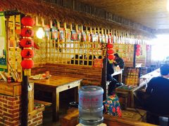 -闯关东东北农家菜(崂山石老人店)