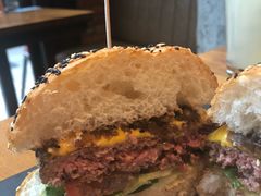 -FAT COW(虹梅路店)