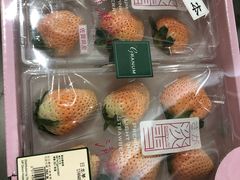 -香港ELEMENTS圆方