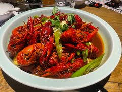 -爱啤精酿·民谣酒馆(滨江店)