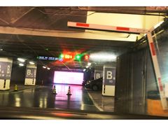 -凯德MALL太阳宫店-地下停车场