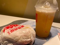 -麦当劳(新世纪环球中心店)