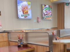 -万煲旺·香港老传承煲仔饭·猪杂汤(客村店)