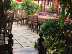 -Dash Teak House