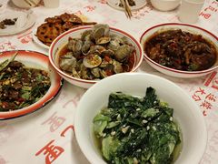 -堂瓦里·33年传统赣菜(第一街区店)