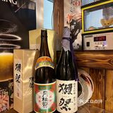 颜值超高，女孩子很难不爱。食材新鲜，螺跟虾都很鲜