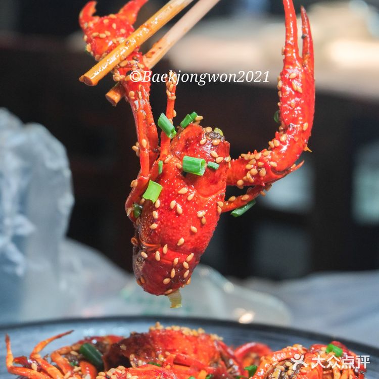 武汉美食分享 | 油焖大虾哪家强? 反正我只吃肥肥虾庄!