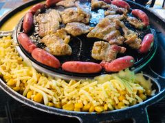 -胡悦里韩式烤肉(芝罘万达广场店)