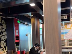 -麦当劳(深圳北站高铁店)