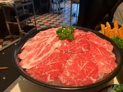嫩肩牛肉拼伊比利黑豚-一哥澳门豆捞·澳门风打边炉(高德置地店)